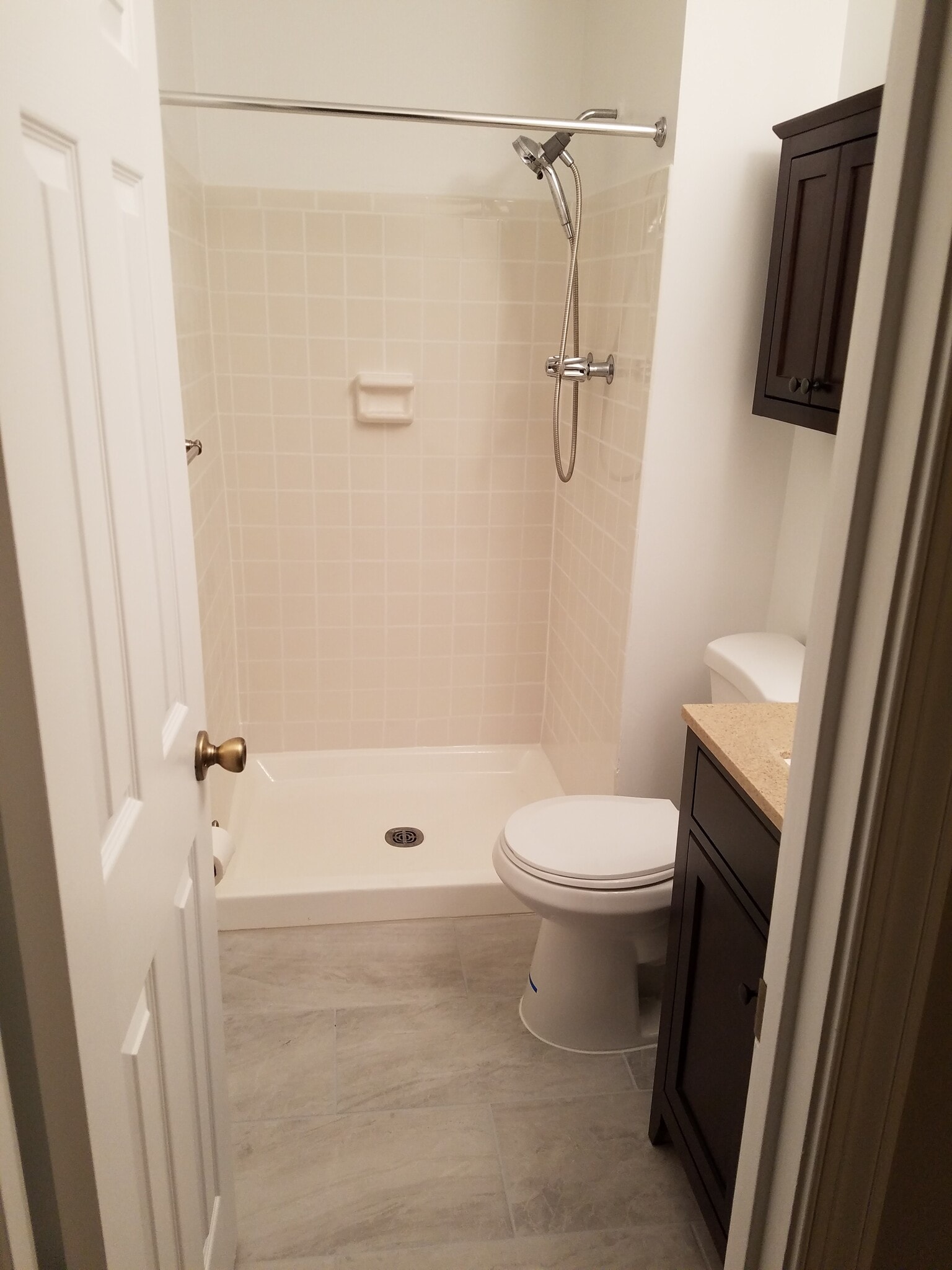 Master Bath - 6329 Fenestra Ct