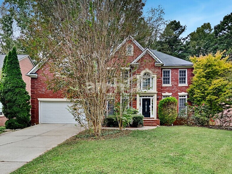 Primary Photo - 4727 Cedar Wood Dr SW