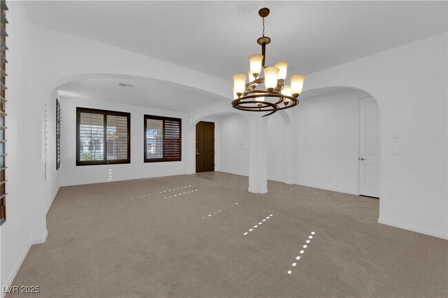 Building Photo - 8445 Cambrils Ave