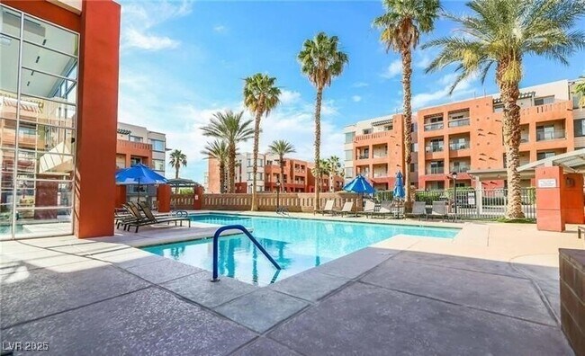 Building Photo - 47 E Agate Ave