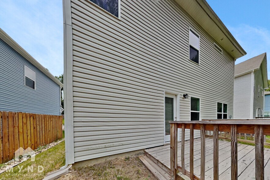 Building Photo - 7130 Amberhouse Dr