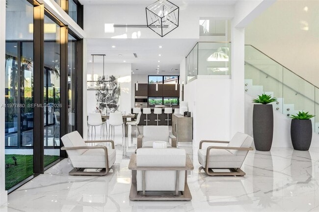 Building Photo - 3367 NE 168th St