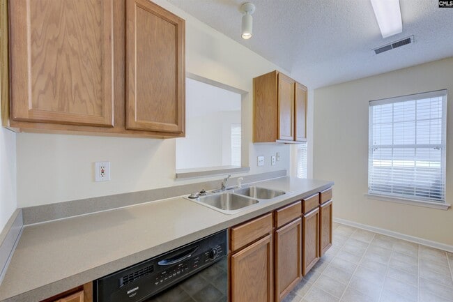 Building Photo - 184 Ivy Square Dr