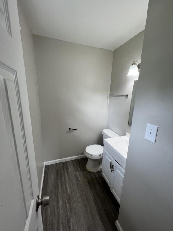 Building Photo - 8400 Richville Dr