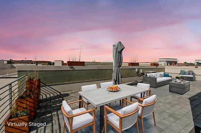 Building Photo - 801 N 6th St