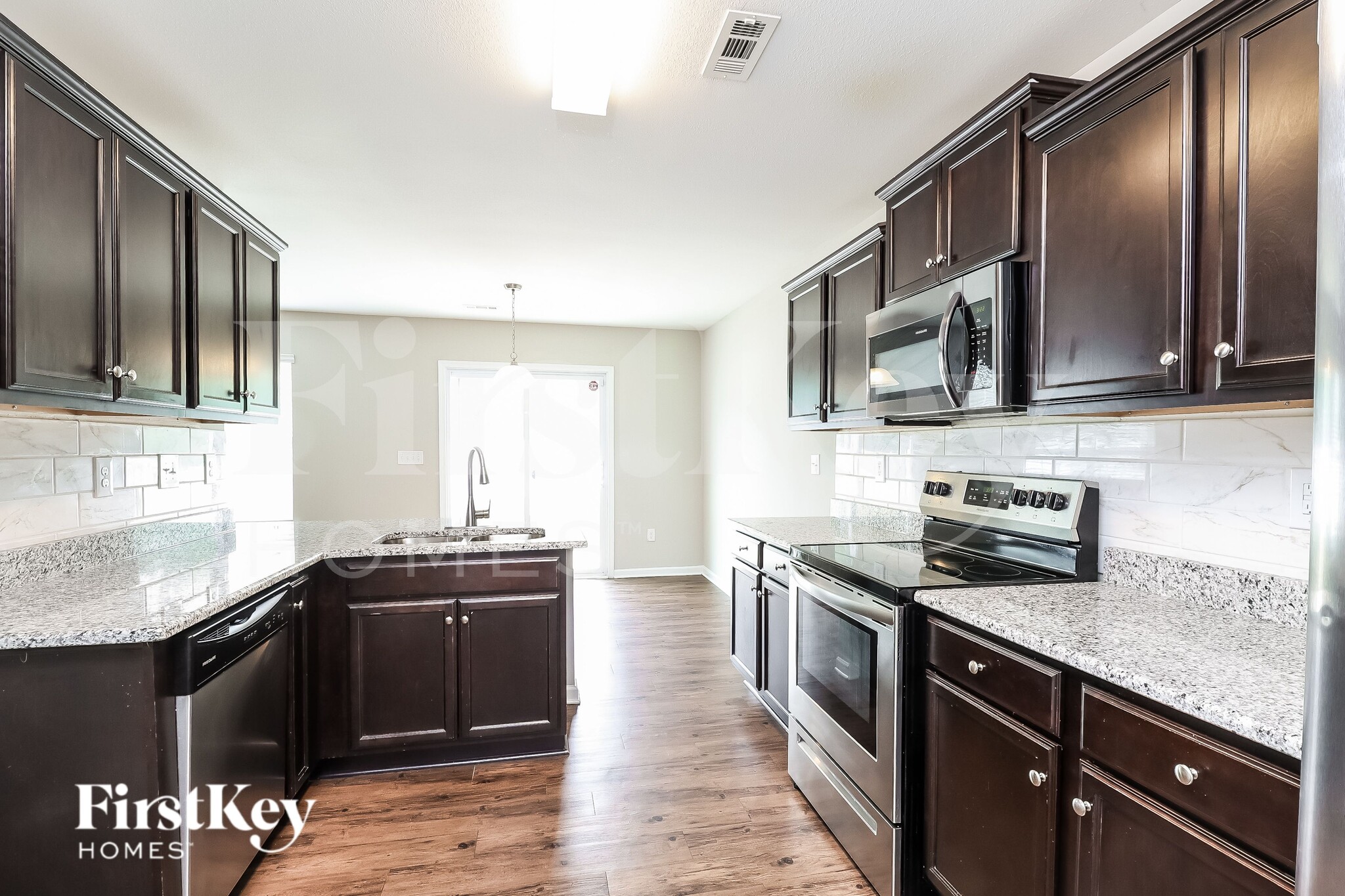 Building Photo - 2637 Cider Ridge Rd