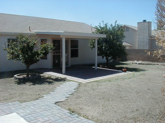 Building Photo - 3 Bedroom on NW side in Linda Vista Estates!