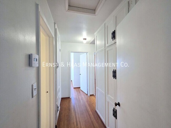 Building Photo - 2080 Senasac Ave