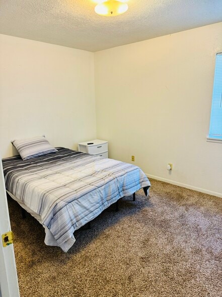 Building Photo - 519 Atlanta Ave