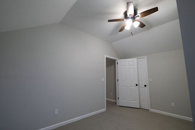 Building Photo - COMING SOON! Pet Friendly, 4 Bedroom 2 bat...