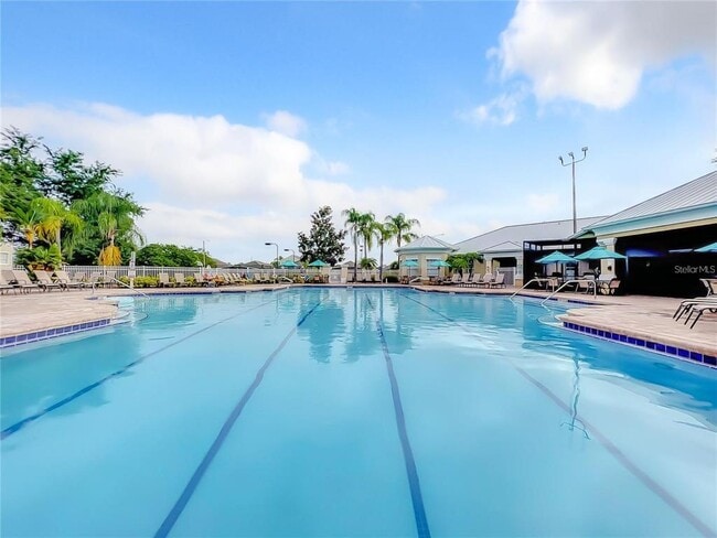 Building Photo - 2306 Silver Palm Dr