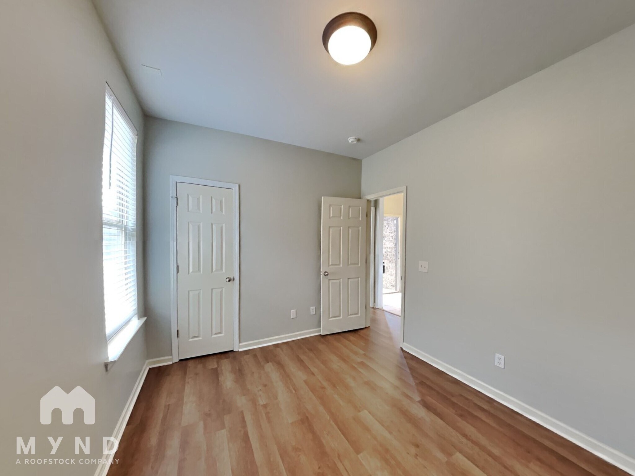 Building Photo - 1192 Washington Dr
