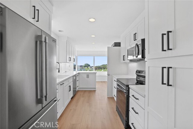 Building Photo - 2501 Blue Water Dr