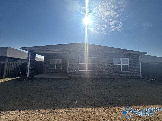 Building Photo - 177 Cherry Laurel Dr