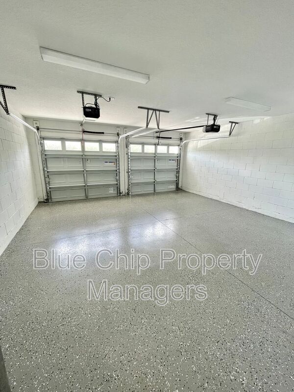 Building Photo - 12101 Via Caselli Ln