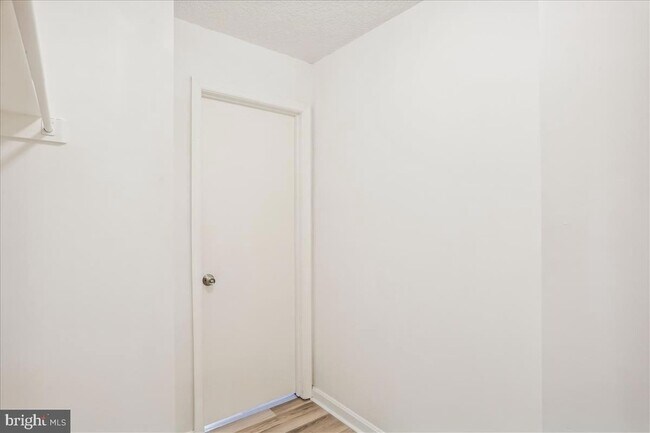 Building Photo - 12901 Churchill Ridge Cir