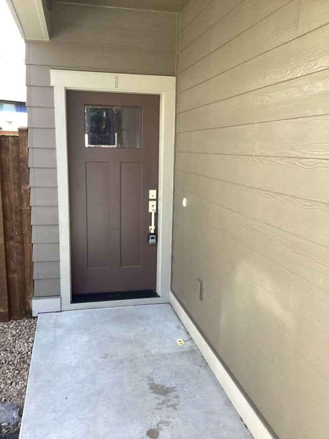 Building Photo - 20132 Reed Ln