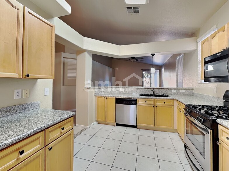 Building Photo - 8340 Spruce Meadows Ave