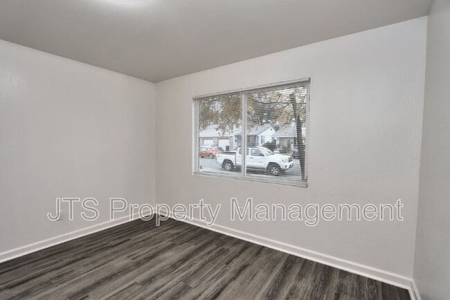 Building Photo - 2840 Sweet Way