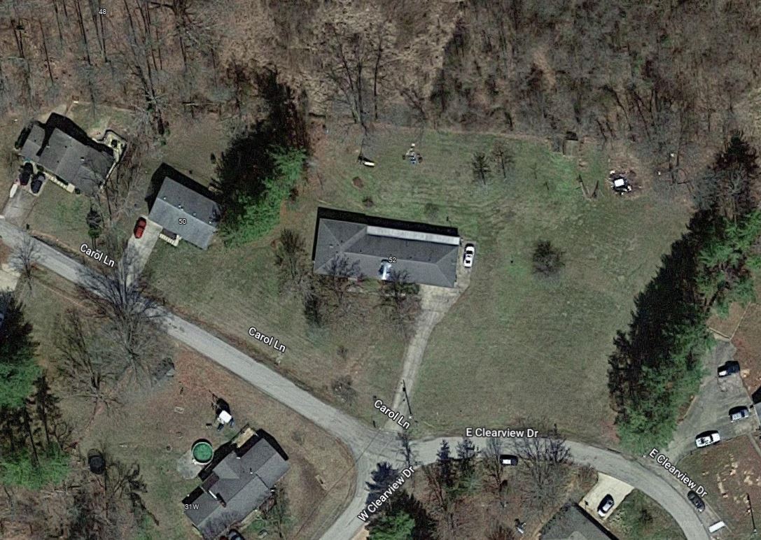 Building Photo - 52 Carol Ln