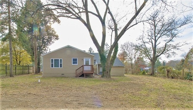 Building Photo - Spacious 3-bed 2-bath home in Williamstown!