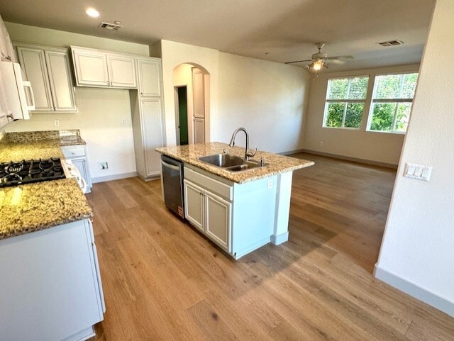 Building Photo - 25410 Huxley Dr