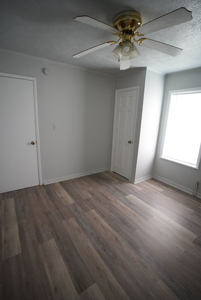 Building Photo - 1005 Ladiga St SE