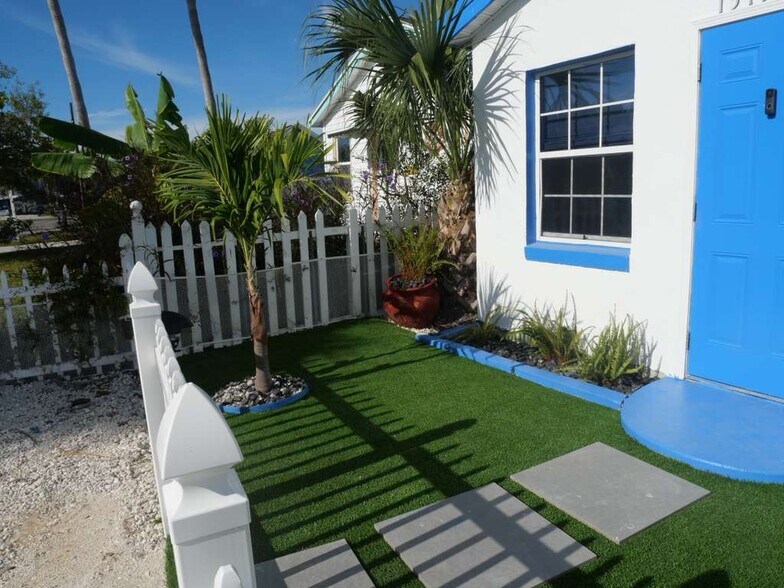 Building Photo - 13115 3rd St E