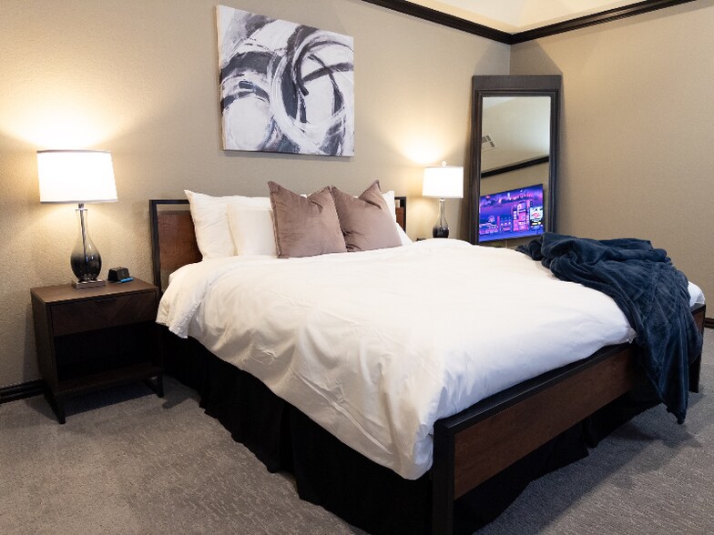 Building Photo - 19508 E 49th St