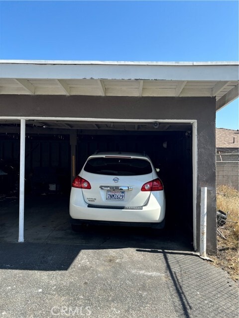 Building Photo - 605 W D St