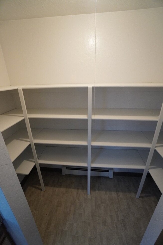 Building Photo - 3 Bedroom East Anchorage Condo!