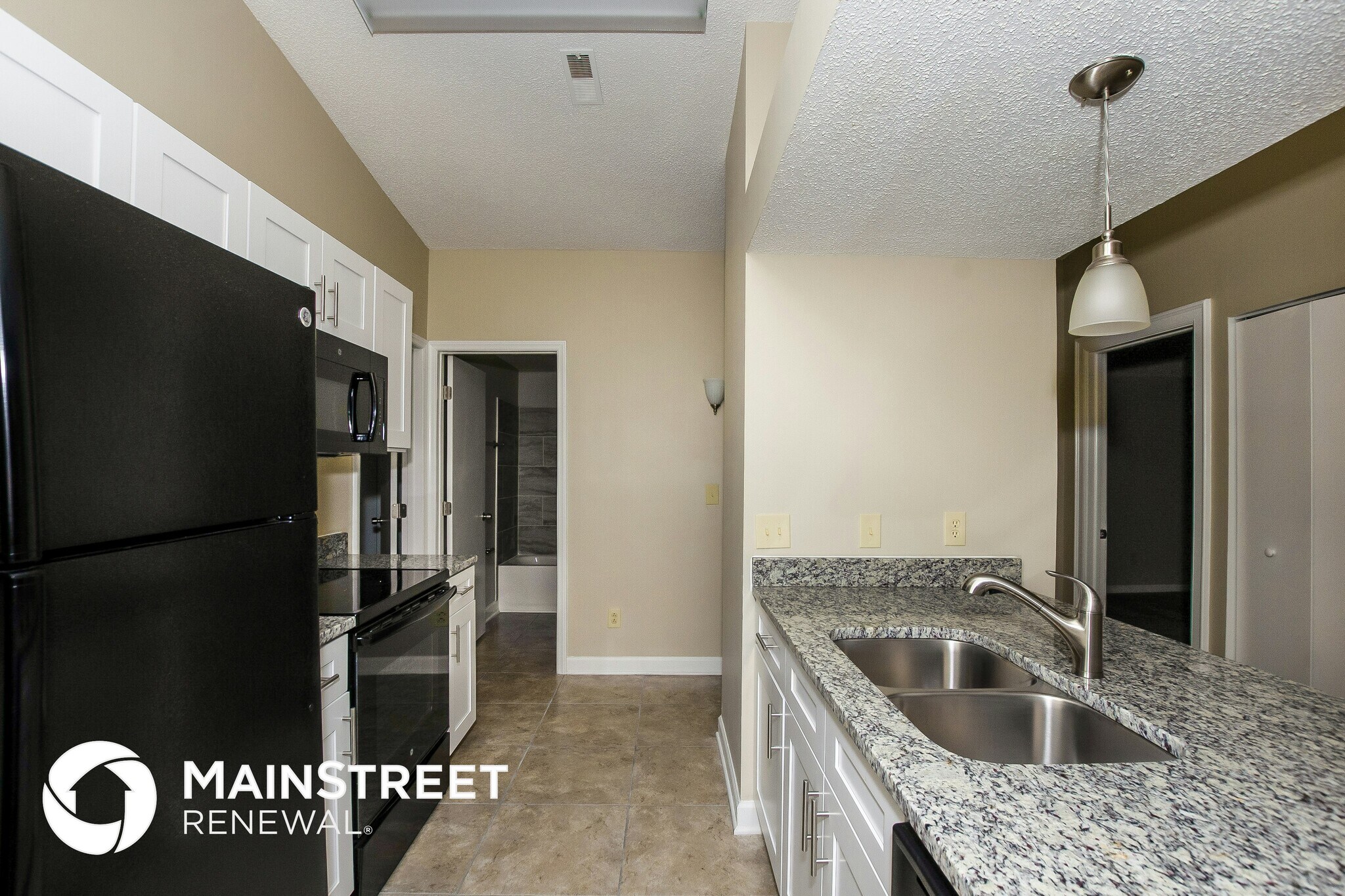 Building Photo - 7950 Monfreya Ct