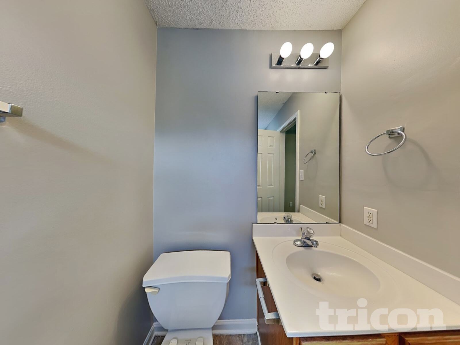 Building Photo - 3008 Westwinds Ct