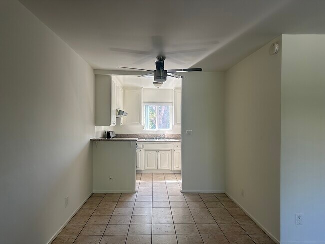 Building Photo - 11523 Hatteras St