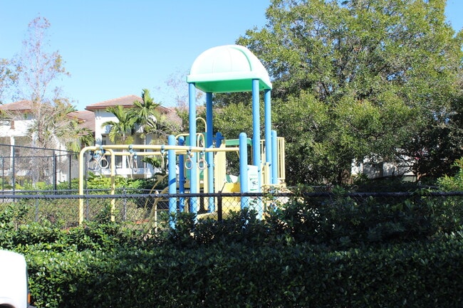 Building Photo - 5065 Wiles Rd