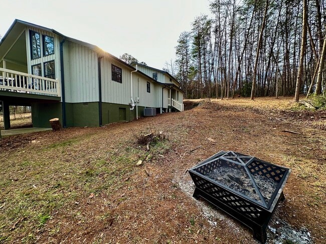 Building Photo - 348 Cozy Cove Hollow