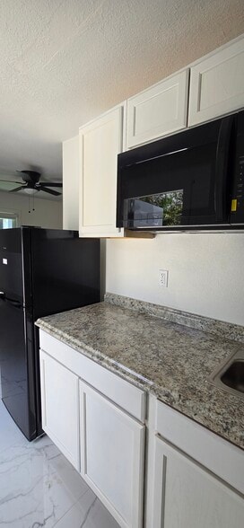 Building Photo - 1711 SW 129th Way