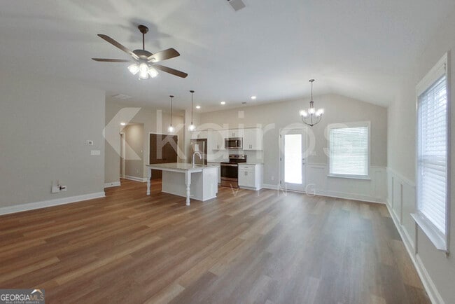 Building Photo - 154 Allentown Wy