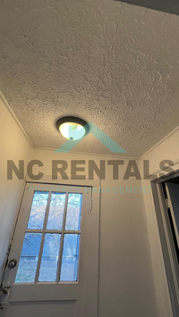 Building Photo - Charming 1/1 Unit in Winston-Salem - COMIN...