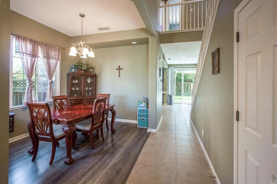Building Photo - 5566 Frenchpark Ct