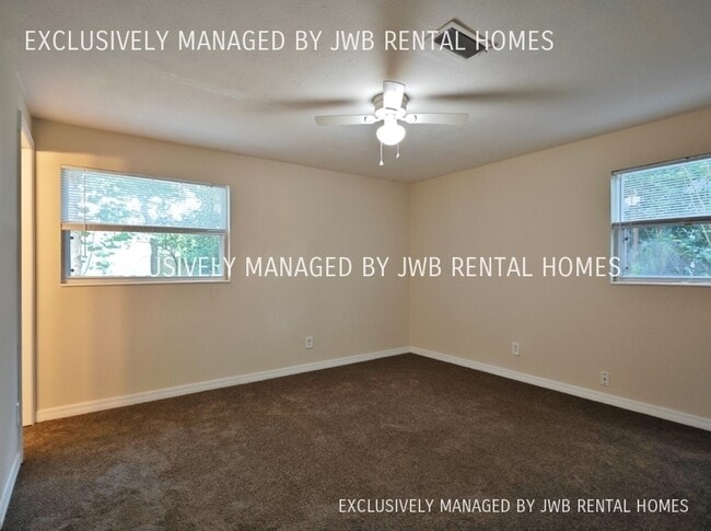 Building Photo - 2490 Woolery Dr