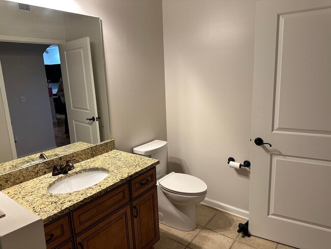 Building Photo - 665 Tennessee St