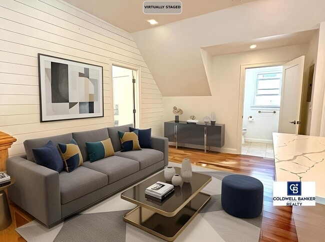 Building Photo - 32 Salisbury Rd