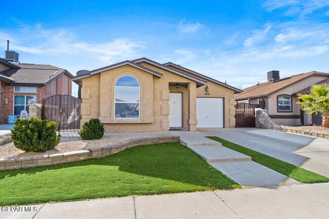 Building Photo - 14056 Tierra Venado Dr