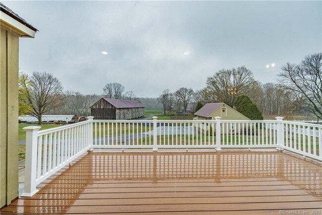 Building Photo - 1241 Halladay Ave W