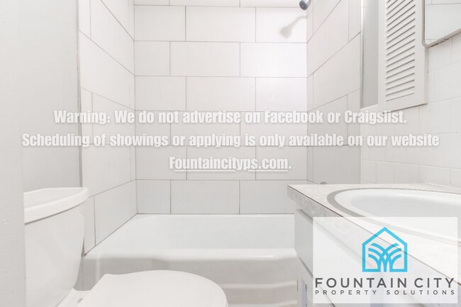 Building Photo - 4431-4437 Northeast Winn Road