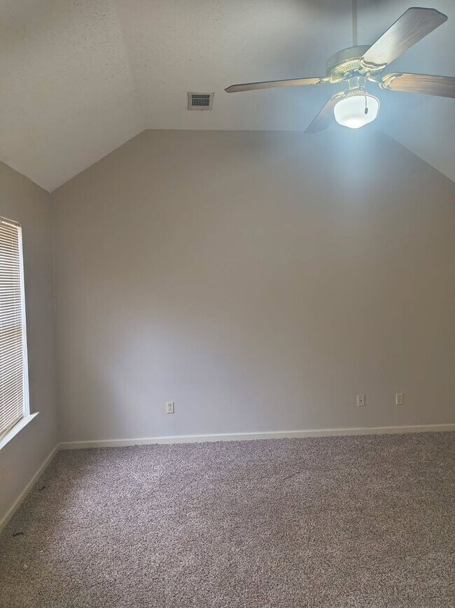 Building Photo - 8340 Keeli Cove