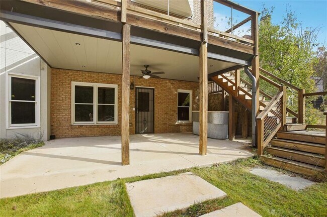 Building Photo - 845 Botanica Way