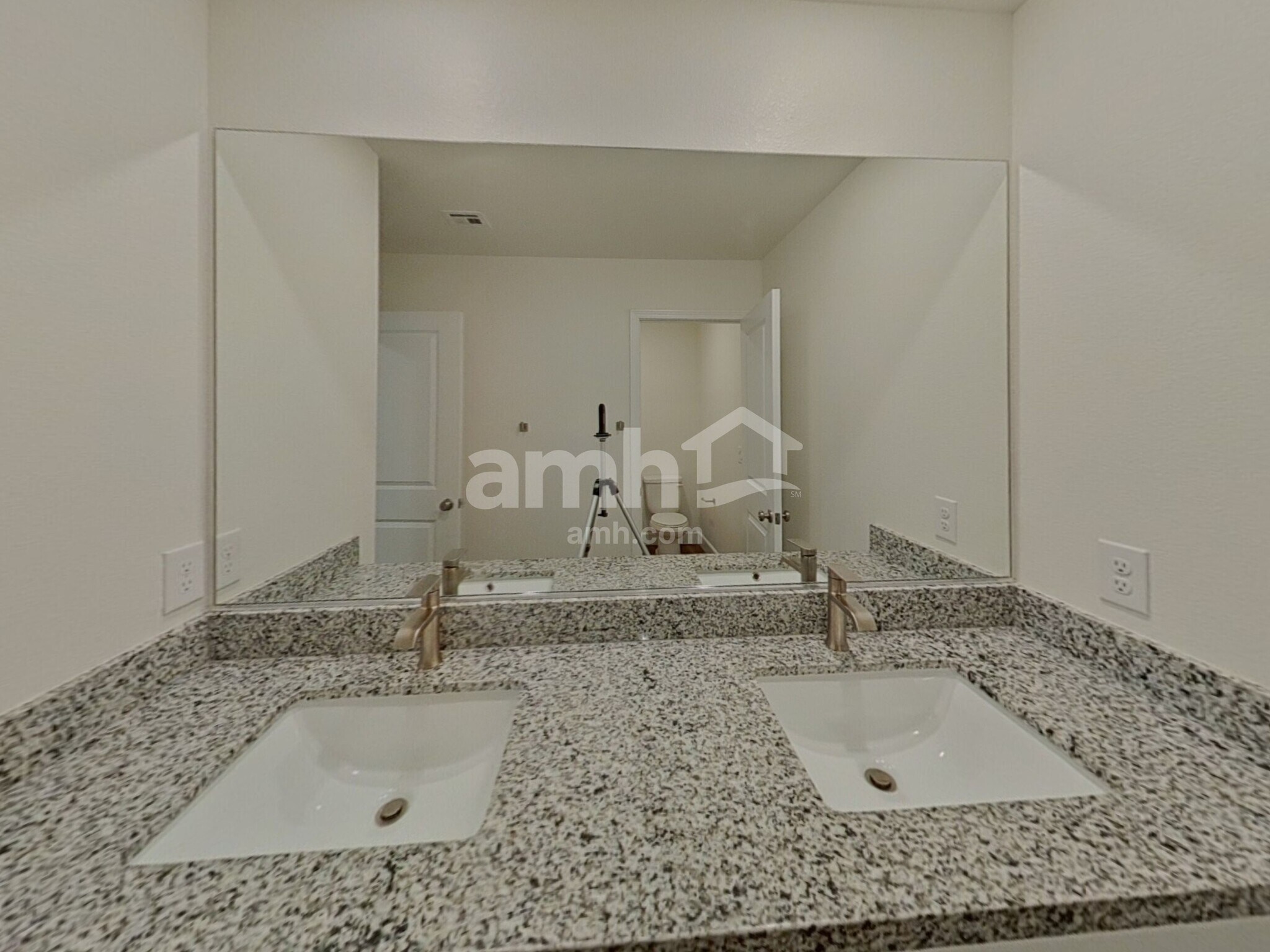 Building Photo - 96 Cabaletta Ln