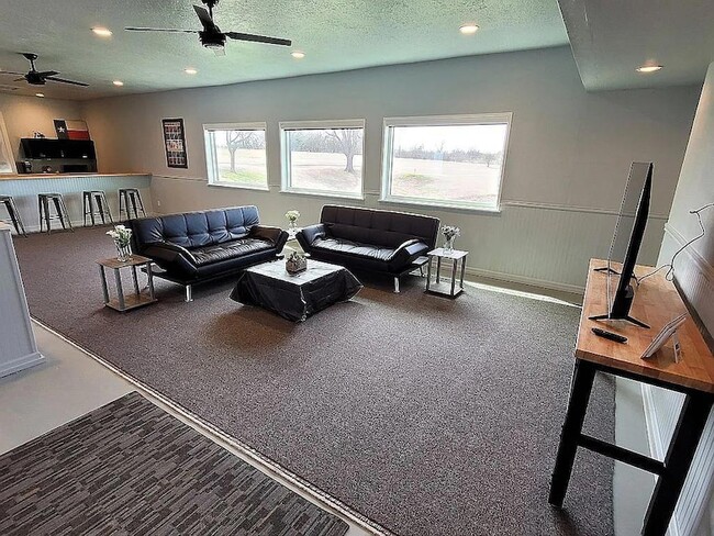 Building Photo - 1102 Beech St